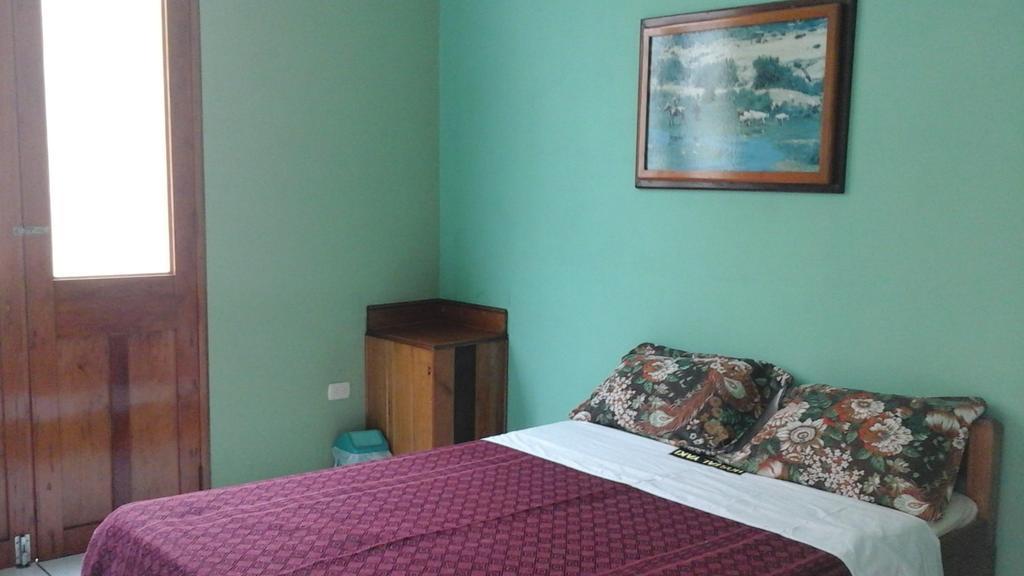 Hostal Yaki Lima Bilik gambar